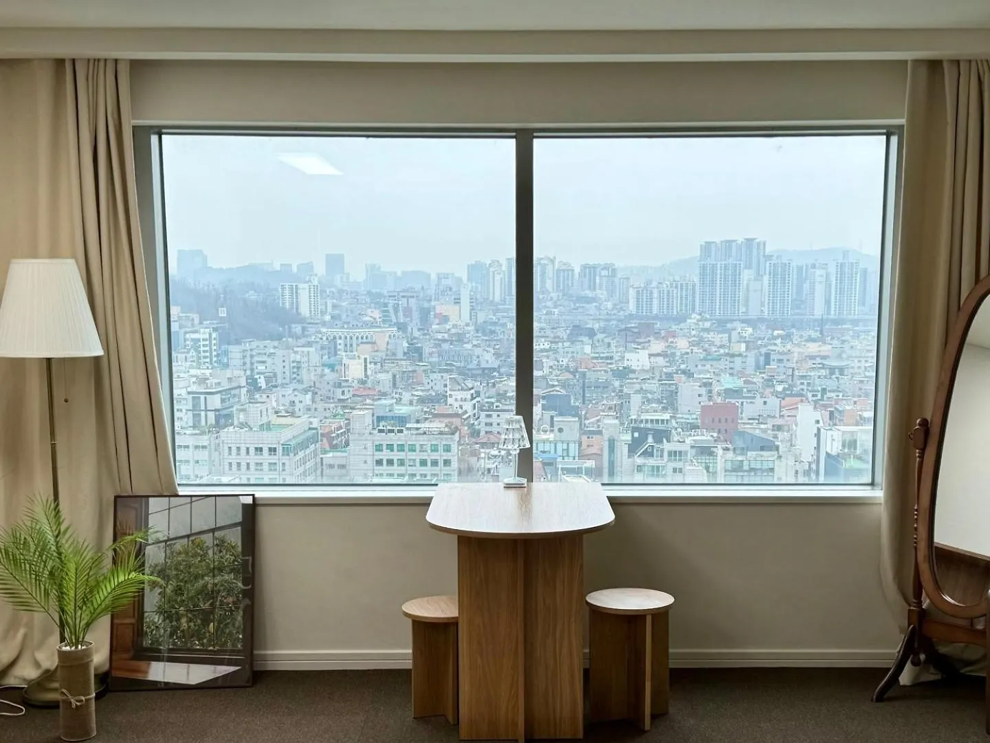 Panorama View, Hongdae Apartment Seoul