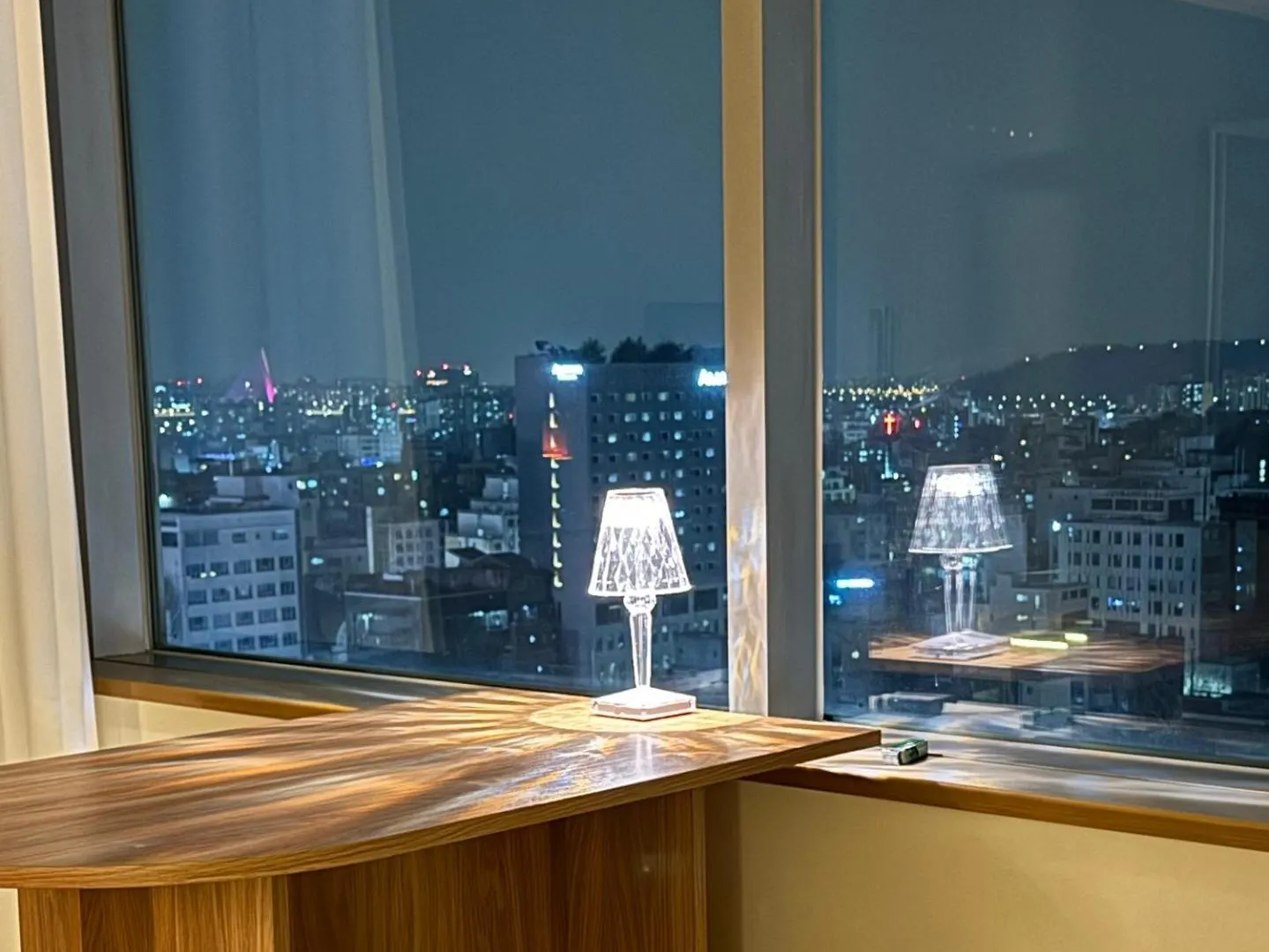 Panorama View, Hongdae Apartment Seoul